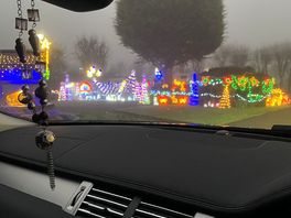 Christmas welcomes you.
