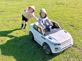The farm car kept kids entertained