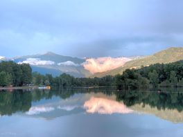 A lovely evening walk around the lake