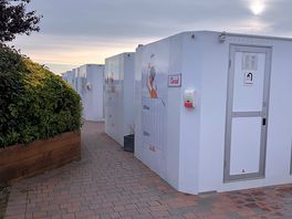 Shower/toilet block