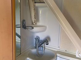 Angeschimmelter nassbereich im caravan