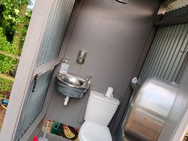The loo