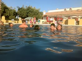 La piscina lo disfrutamos a tope 😃👏