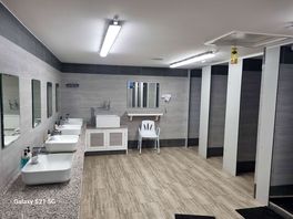 Womens bath