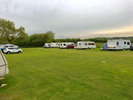 Spacious site with 17 grass pitches. All have wifi and electric hook-up