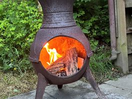 Abends beim feuer