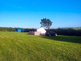 Plenty of room for the bell tent.