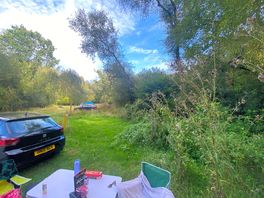Corner pitch looking right to the back part of the campsite