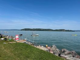 Mirabella kemping strandja.
