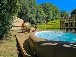 Hot tub