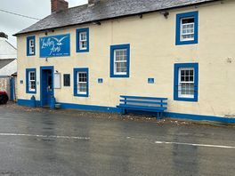 Lowther arms