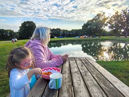 Lovely to have a picnic table to eat our meals