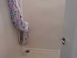 Ladies shower.