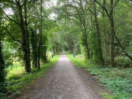 Cycle path to domfront is a old railway line so nice and flat