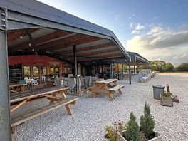 Excellent cafe onsite. very popular with the locals