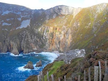 A visit to Slieve League Cliffs, the highest sea cliffs in Europe, absolutely breathtaking. (added by campersontour 29 Sep 2012)
