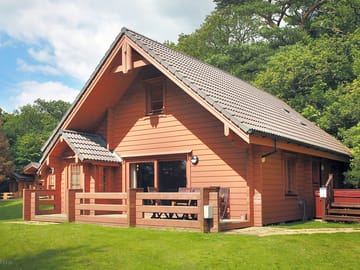  Lodge exterior (added by manager 14 Feb 2014)