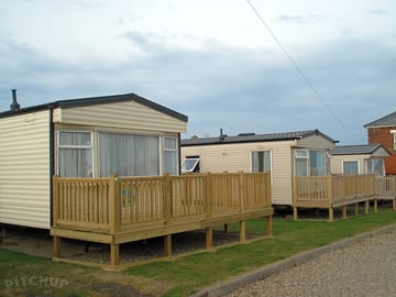 Luxury three-bedroom caravan holiday home (added by manager 04 Feb 2014)