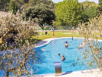 Swimming pool at Begur campsite