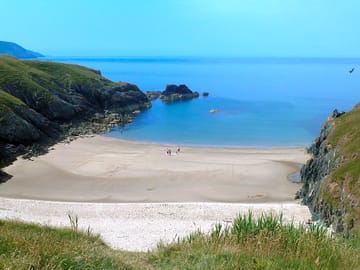 Surrounded by stunning beaches (added by manager 08 Sep 2013)