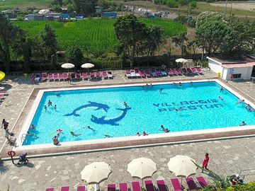 Open-air pool