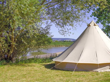 Bell tent with river view (added by manager 17 Mar 2023)