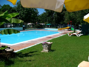 Swimming pool on site (added by manager 27 Jun 2018)