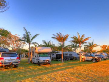 Non-electric touring pitch