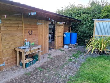 Washing-up area