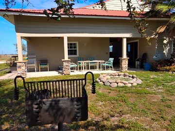 Grill and fire pit