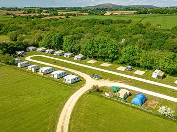 Electric gravel pitch