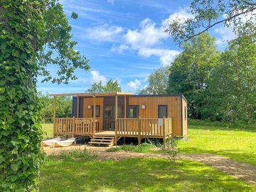 Exterior Premium Lodge caravan