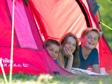 Medium tent