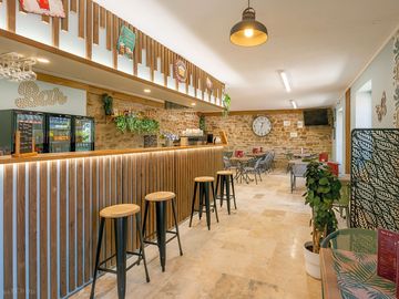 Le snack-bar du camping "LA RANCE GUINGUETTE"