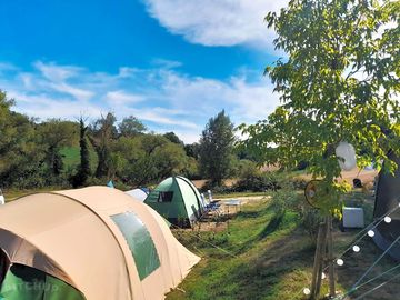 Kampeerplek cozy | camping suasa in le marche