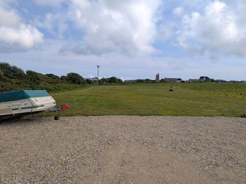 Flat pitch for campervans and motorhomes
