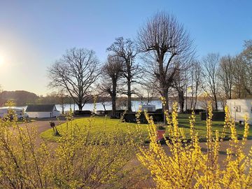 emplacement camping car van et caravane