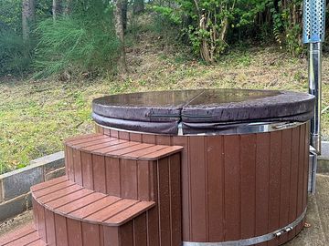 Hot tub