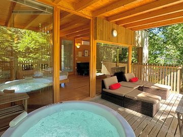 Covered outdoor terrace