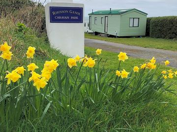 Entrance to rhosson ganol