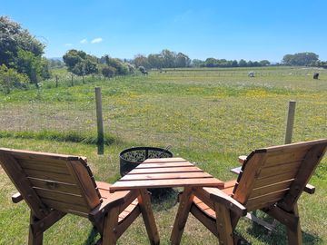 Outdoor seating, paddocks and firepit