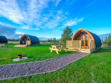 Porth Neigwl camping pod