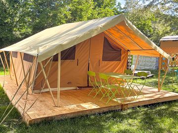Indiana 2 bedr Safari Tent exterior
