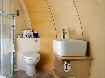 Ensuite in all pods