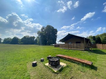 Pheasant lodge and the firepit area