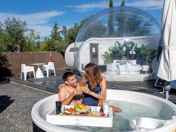 Vulcano exterior with jacuzzi