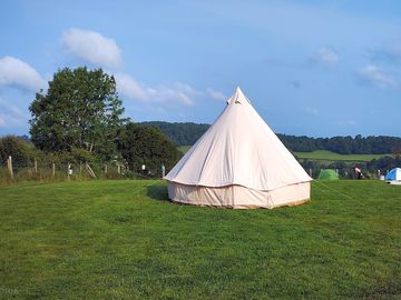 Lovly classic bell tent