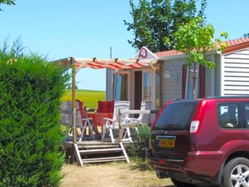 Mobile home with a covered terrace
