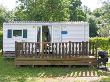 Outside of a amber mobile home