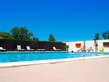 Outdoor swimming pool